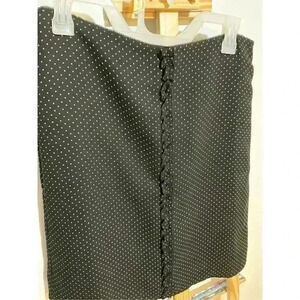 Loft Ann Taylor black petite size 10P Polka dot with ruffle strip skirt